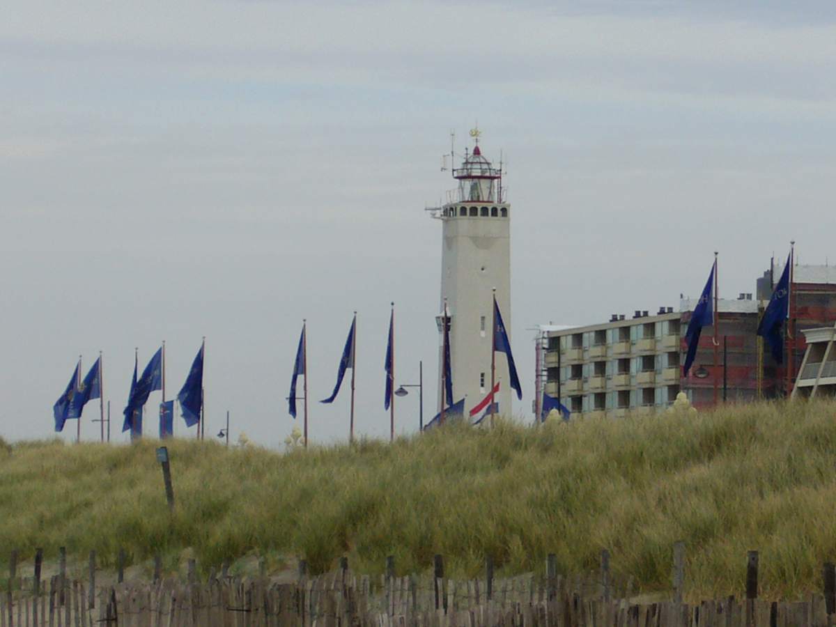 Noordwijk vom Strand aus